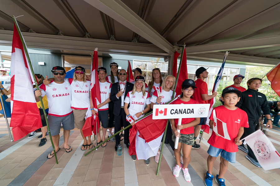 Cerimônia de abertura do UR ISA World Surfing Games 2018, Long Beach, Tahara, Japão.