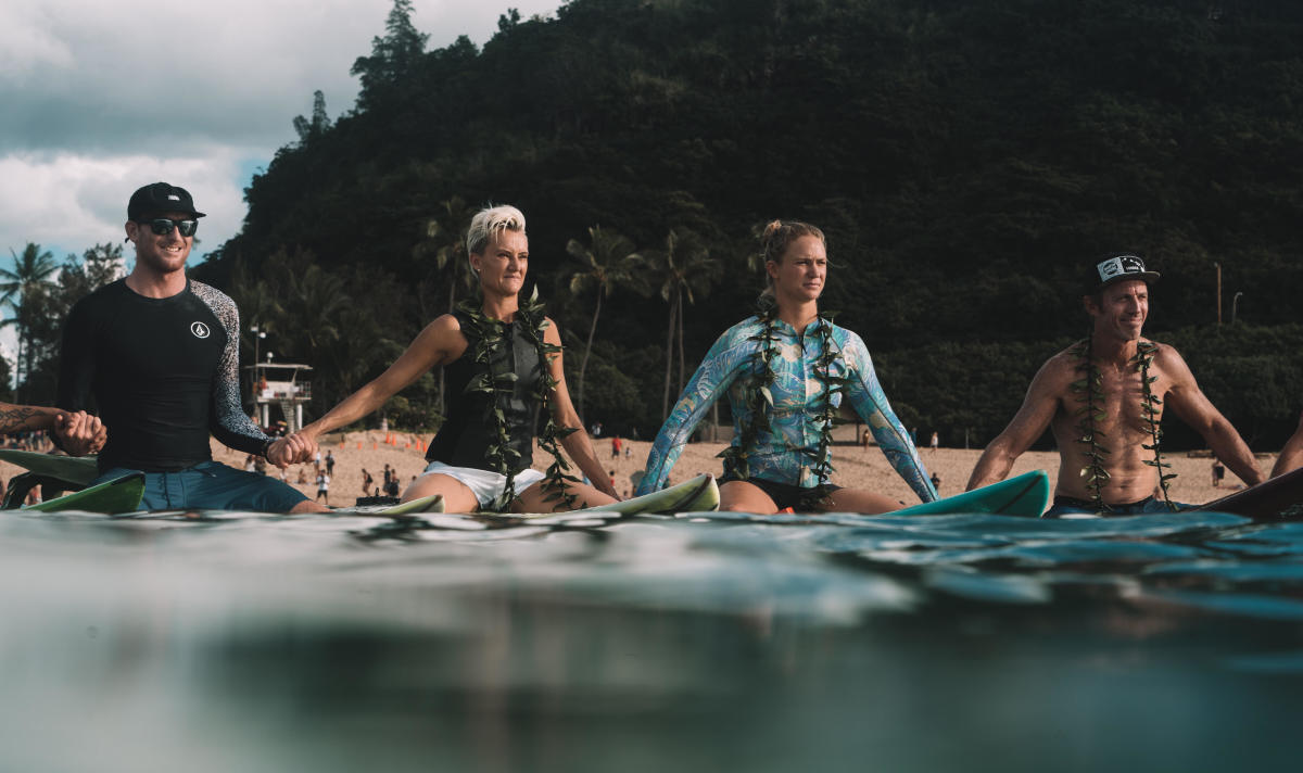Eddie Aikau - Celebração em Waimea | Waves