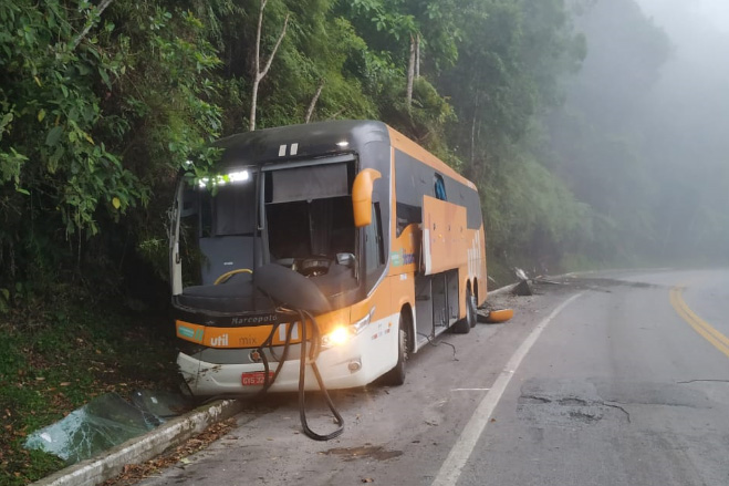 Acidente na estrada Rio-Santos