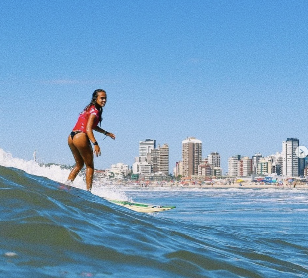 Yasmin Dias, Perfil SuperSurf XP.