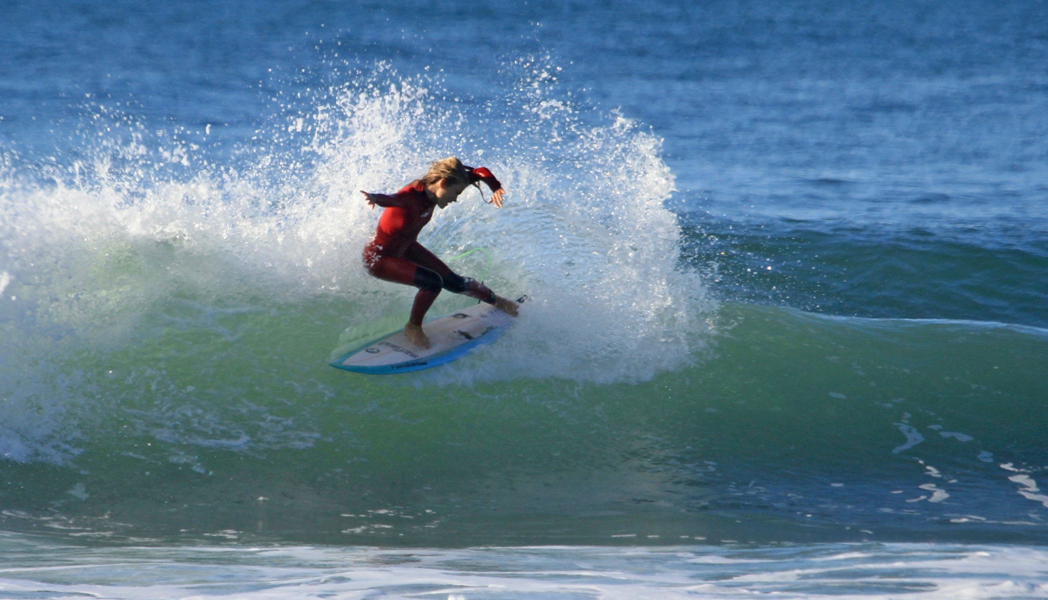 Maya Carpinelli, Perfil SuperSurf XP.