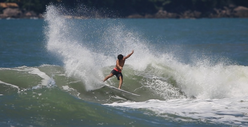 Renan Rodrigues, Perfil SuperSurf XP.