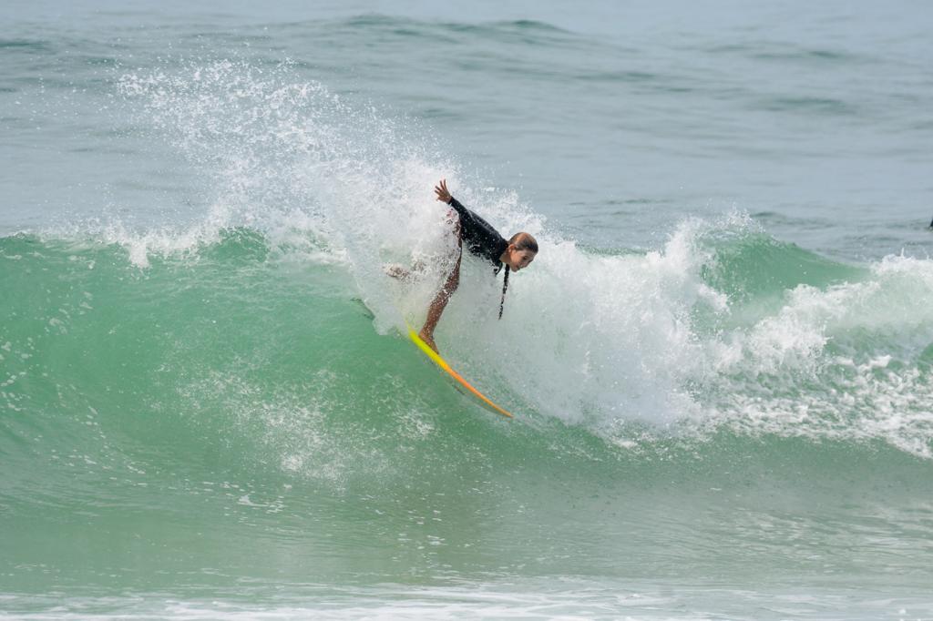 Letícia Rosa, Perfil SuperSurf XP.