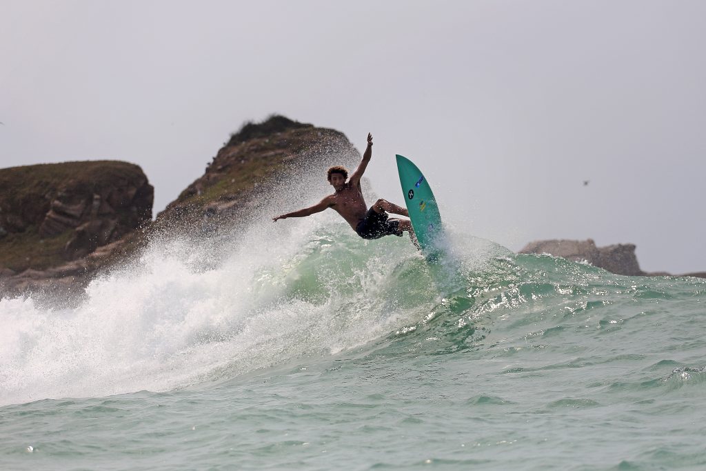 Vitor Gabriel, Região dos Lagos (RJ)