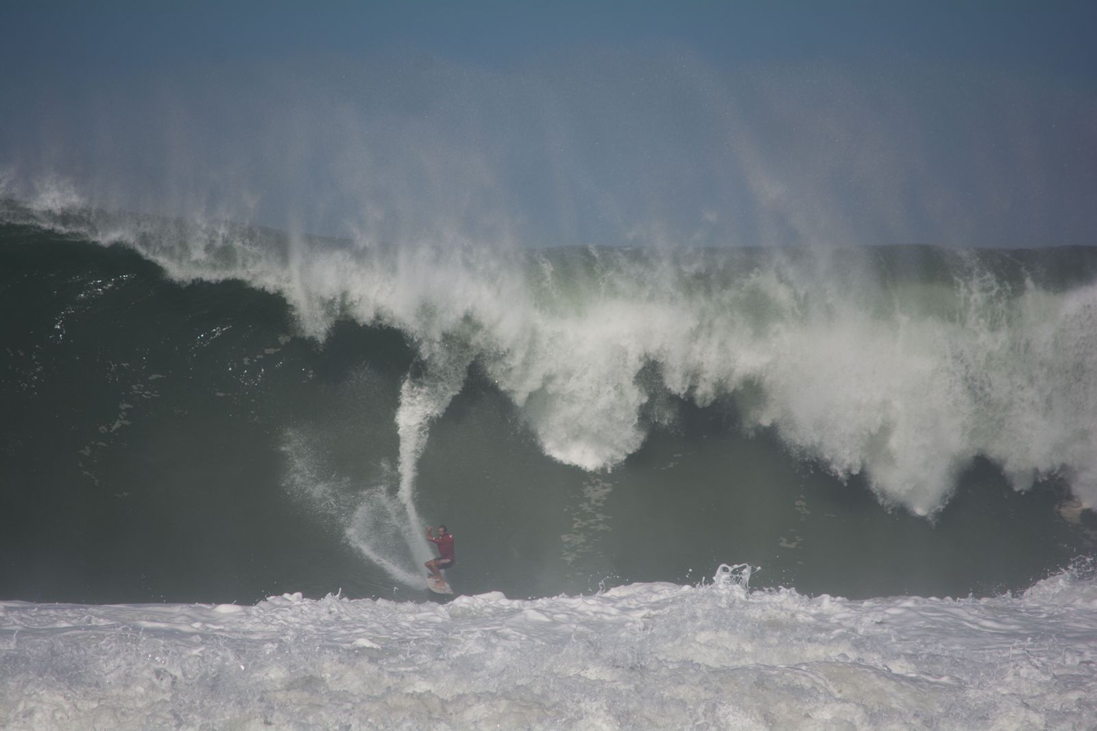 Willyam Santana encara a boa da série em Puerto Escondido.