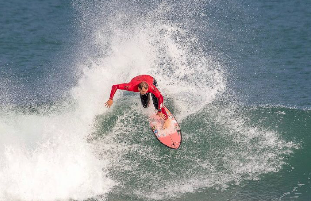 Jussemir Jr. campeão da categoria Master do Circuito Naus Surf Kids