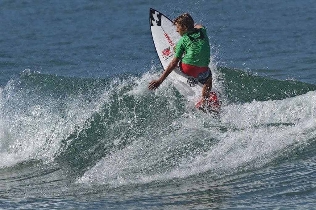 Ryan Kainalo, Hang Loose Surf Attack