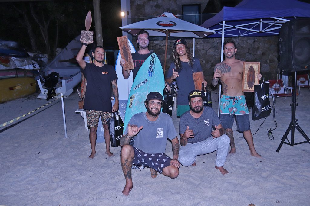Escola Adriano Camargo, praia de Juquehy, São Sebastião (SP)