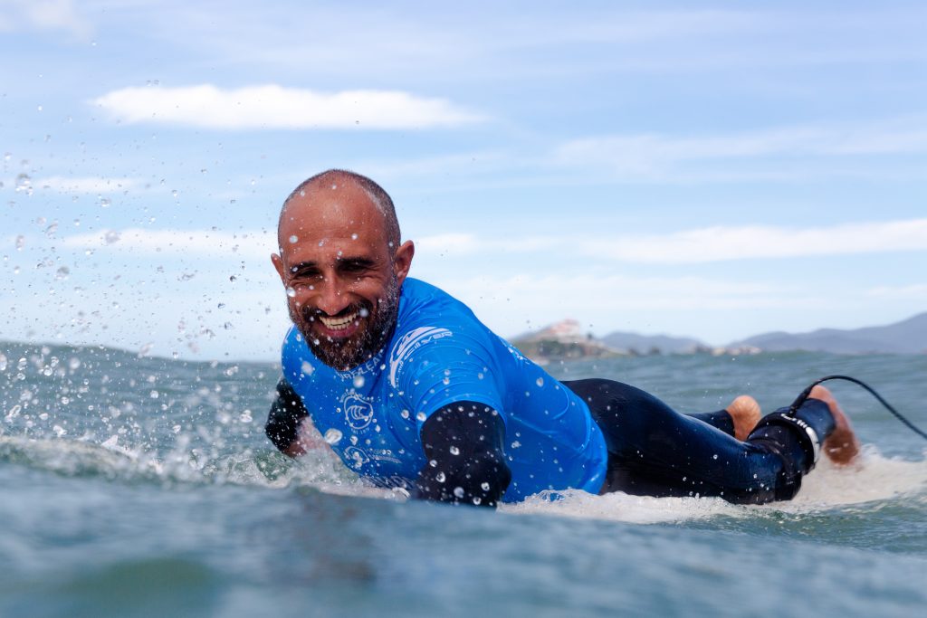 Igor Pitasi capturando uma onda