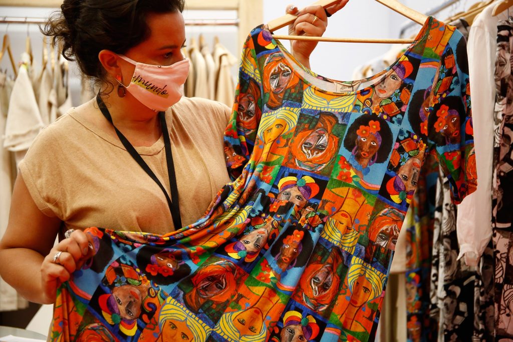 Veste Rio reúne indústria da moda num evento único.