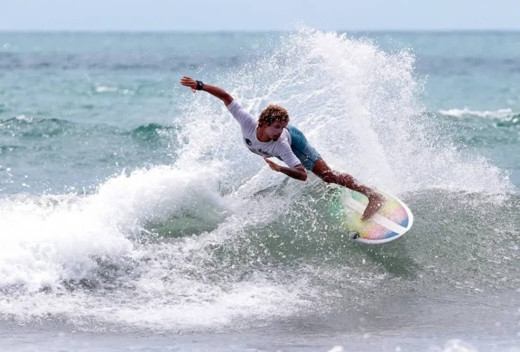 2ª etapa do Circuito Metropolitano de Surf Pro 2021, praia da Enseada dos Corais, Cabo de Santo Agostinho (PE)