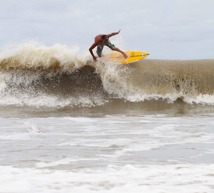 Praia do Atalaia, Salinas (PA)