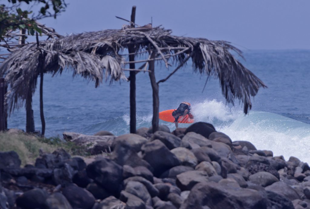 Marcelinho, El Salvador