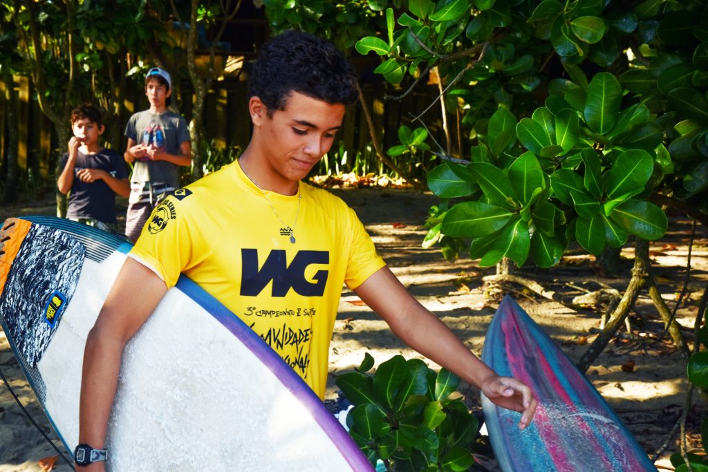 3º Campeonato de Surfe das Comunidades Tradicionais, Praia do Bonete, Ilhabela (SP)