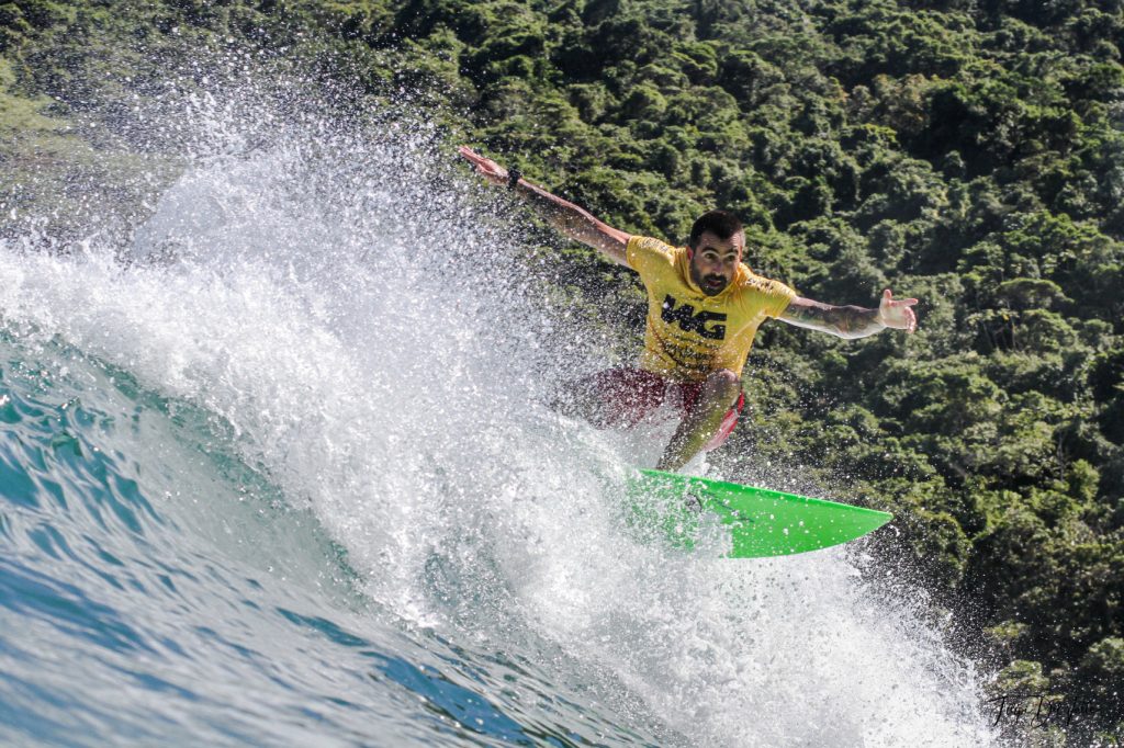 3º Campeonato de Surfe das Comunidades Tradicionais, Praia do Bonete, Ilhabela (SP)