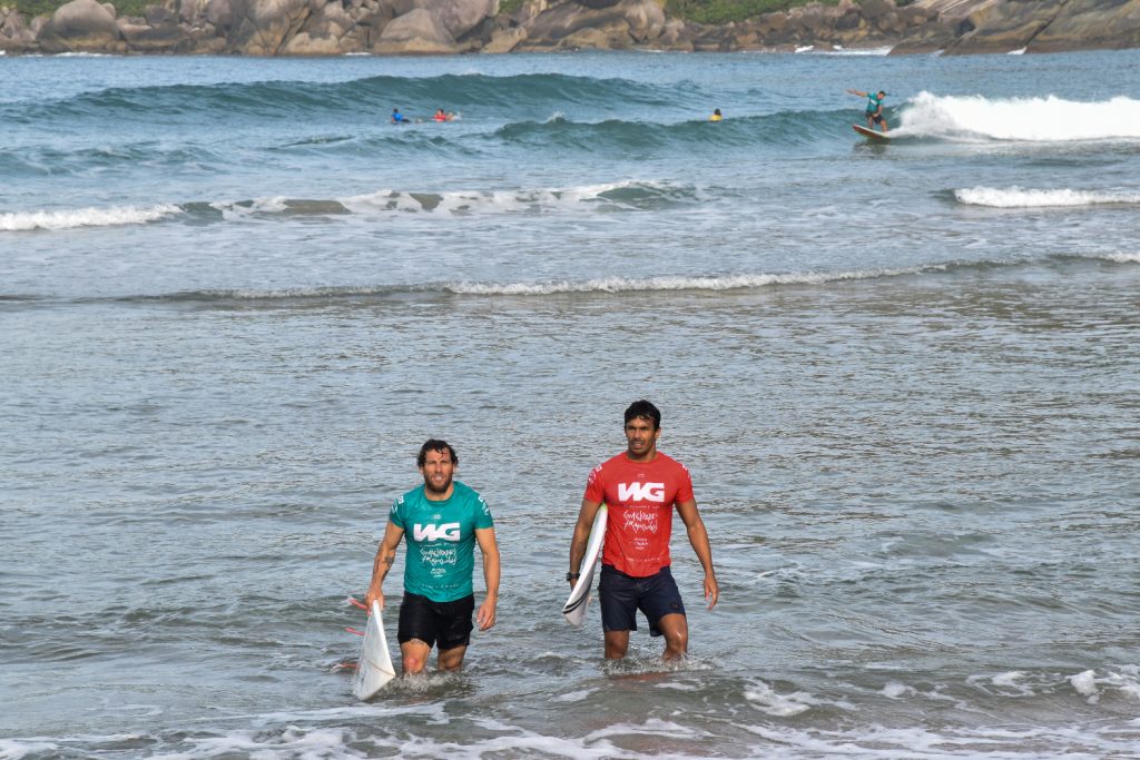 3º Campeonato de Surfe das Comunidades Tradicionais, Praia do Bonete, Ilhabela (SP)