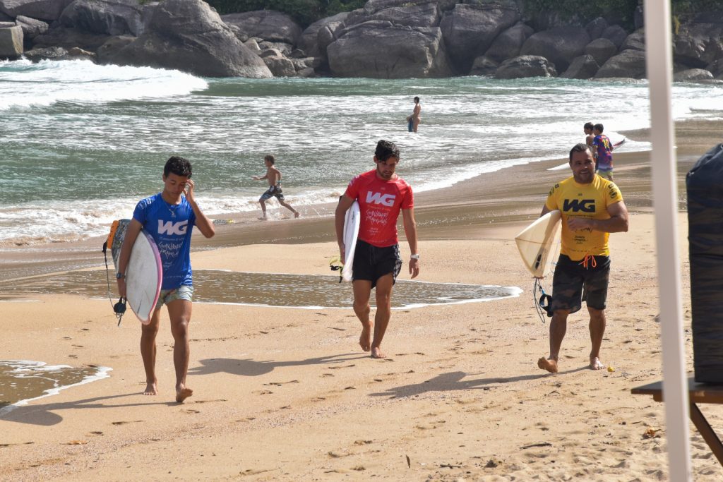 3º Campeonato de Surfe das Comunidades Tradicionais, Praia do Bonete, Ilhabela (SP)
