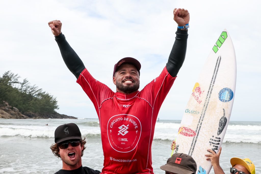 Adriano de Souza, Circuito Banco do Brasil de Surfe, Praia da Ferrugem, Garopaba (SC)