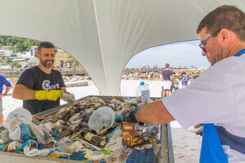 3ª edição do “Aquele Abraço” - Dia Mundial dos Oceanos, São Conrado, Rio de Janeiro (RJ)
