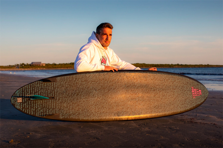 Dan Fischer, fundador do One Last Wave Project, perdeu o pai para o câncer pancreático.