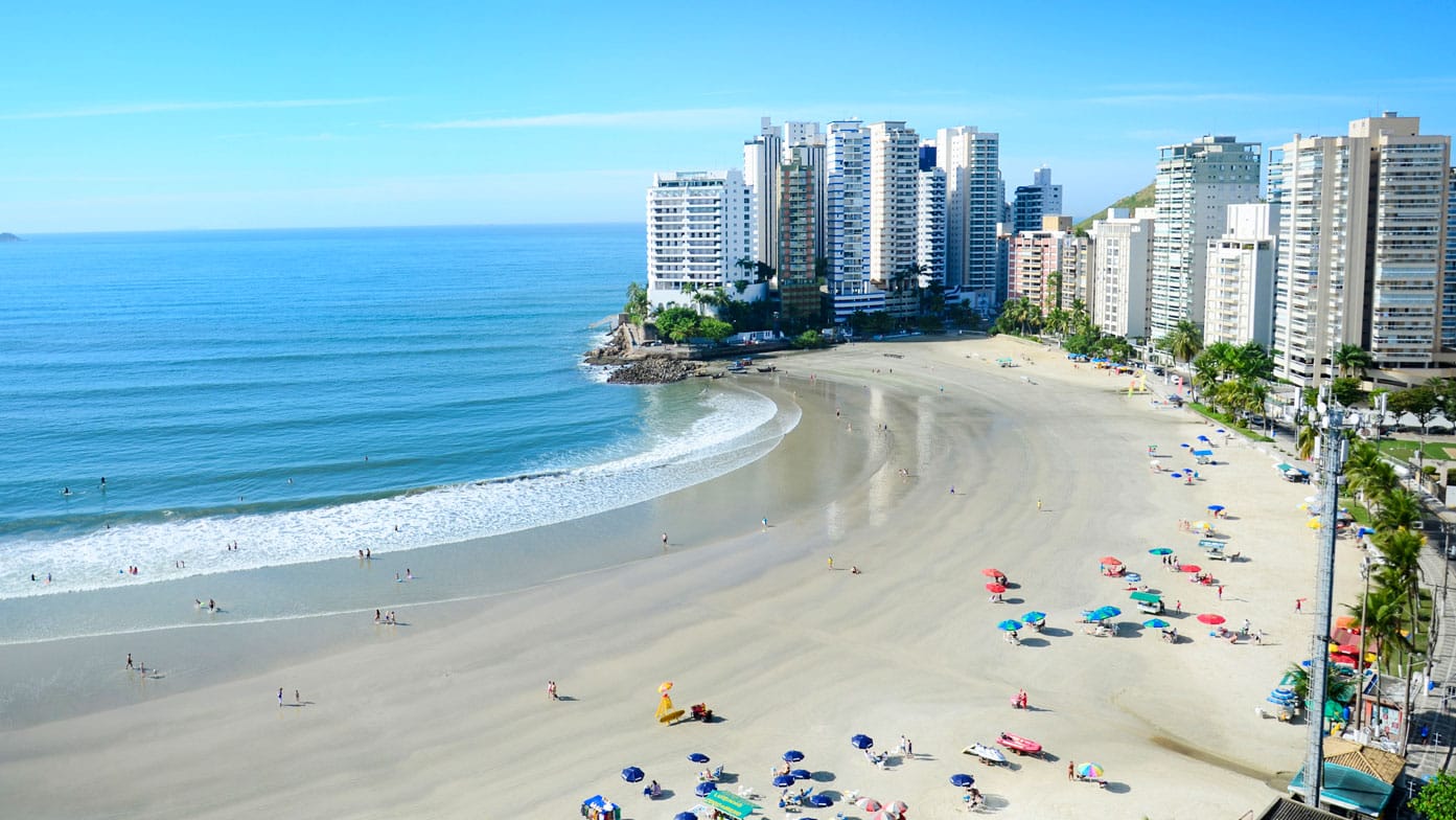 Praia das Astúrias, Guarujá, palco de tentativa de homicídio.