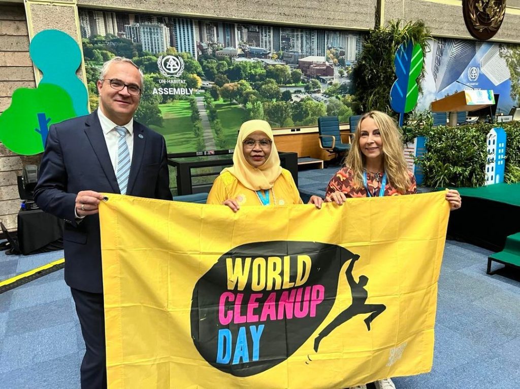 Cerimônia World Cleanup Day, Michal Mlyná, Maimunah Mohd Sharif e Heidi Solba, 2023
