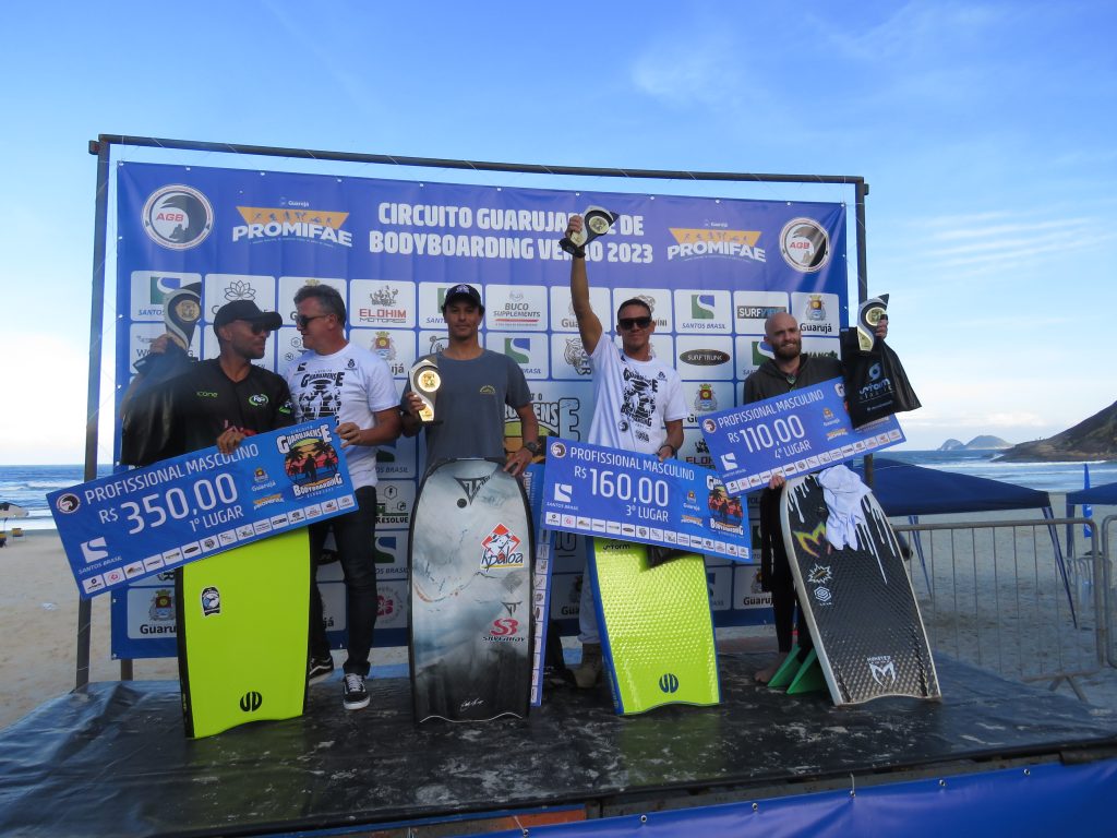 Premiação categoria profissional masculino.