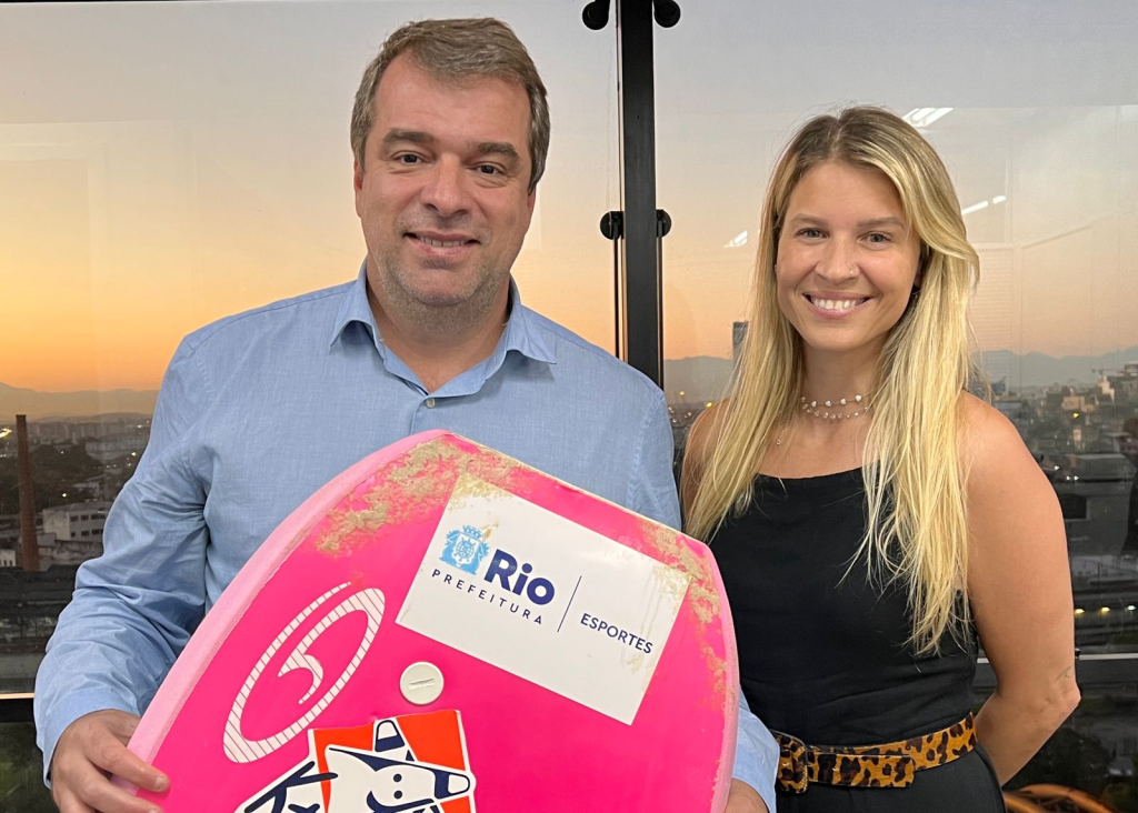 Nicolle Calheiros e secretário municipal de Esportes, Guilherme Schleder.
