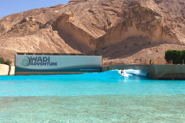 Lewis Hamilton em Wadi Adventure.