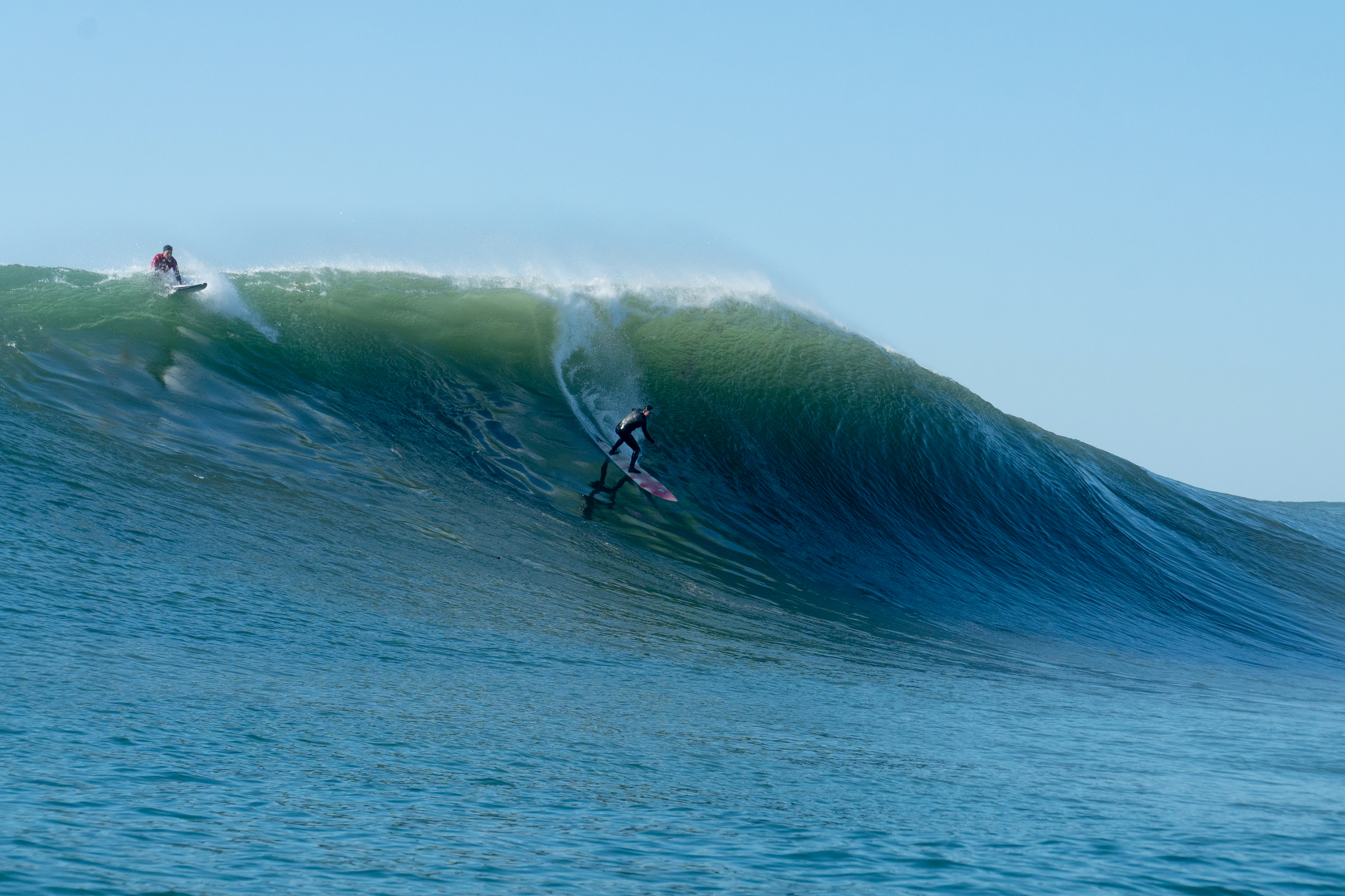 Ricardo Taveira aproveitou o swell em Mavs.