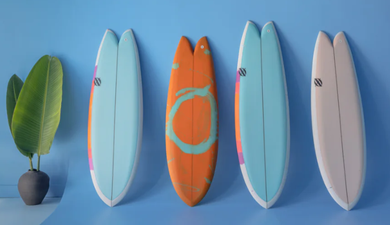 Xo Coco é a marca de pranchas da havaiana Coco Ho,