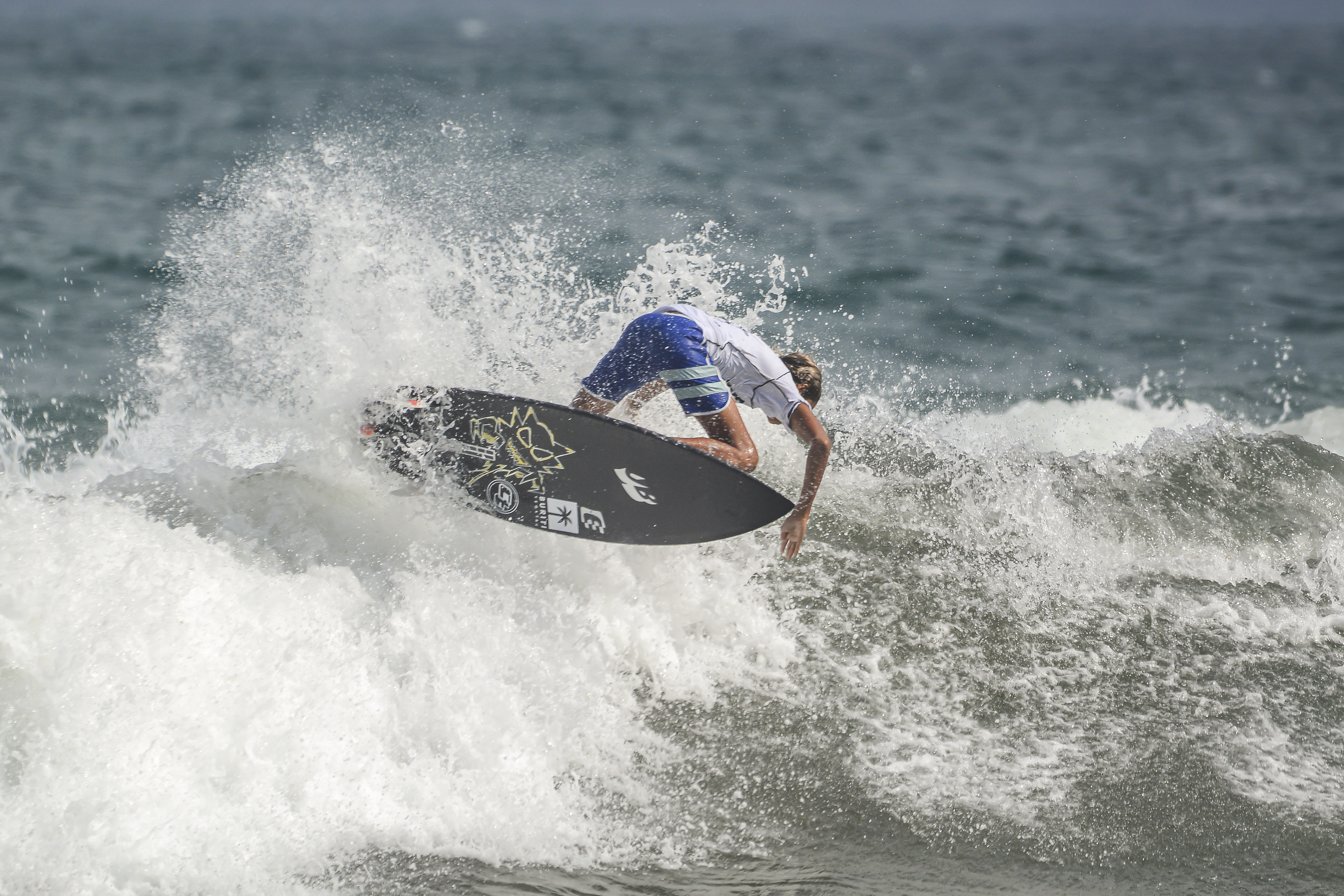 Primeira etapa Campeonato Buziano de Surf, praia de Geribá, Búzios (RJ).