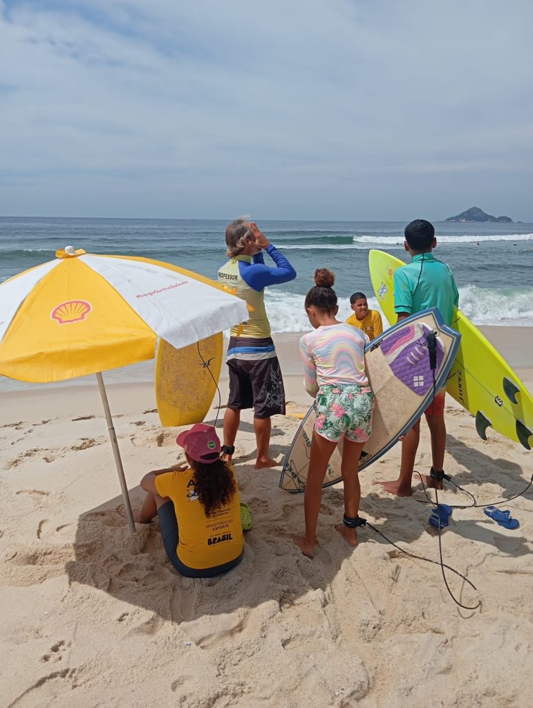 Projeto Social CADES - Dezembro 2024