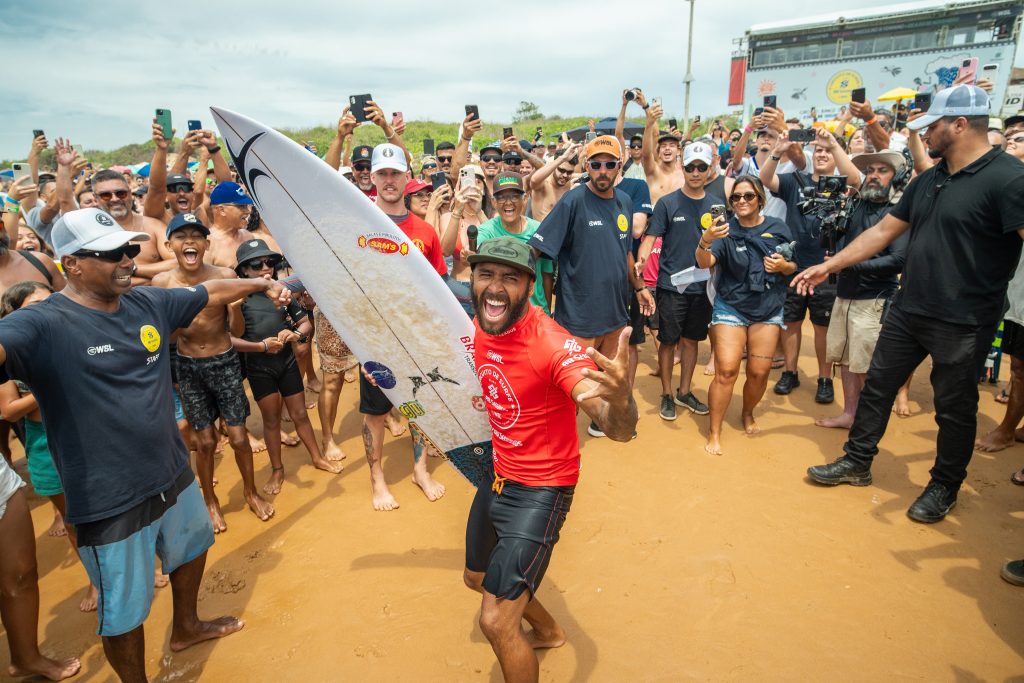 Circuito Banco do Brasil de Surfe - etapa BB Seguros, Praia d'Ulé, Guarapari (ES)