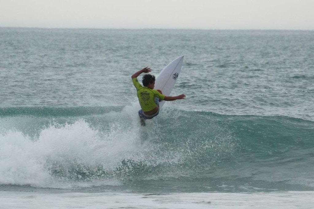 Mormaii Storm Kids, Praia da Ferrugem, Garopaba (SC)