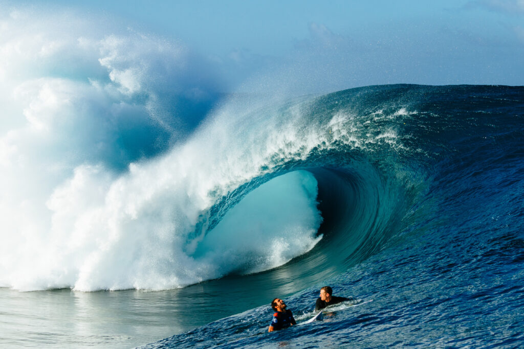 Teahupoo, Outerknown Tahiti Pro 2026, Foto de Arquivo