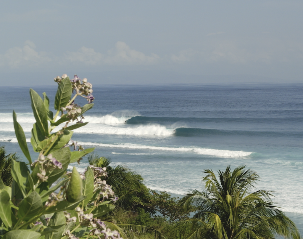 Foto de Arquivo. Capítulo Perfeito 2026, Desert Point, Lombok, Indonésia.